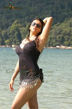 Namitha-hot-photos009